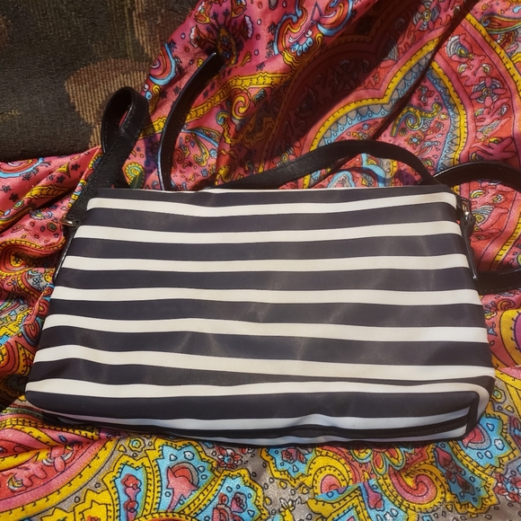Kate Spade black and white striped shoulder bag crossbody purse - Picture 2 of 7